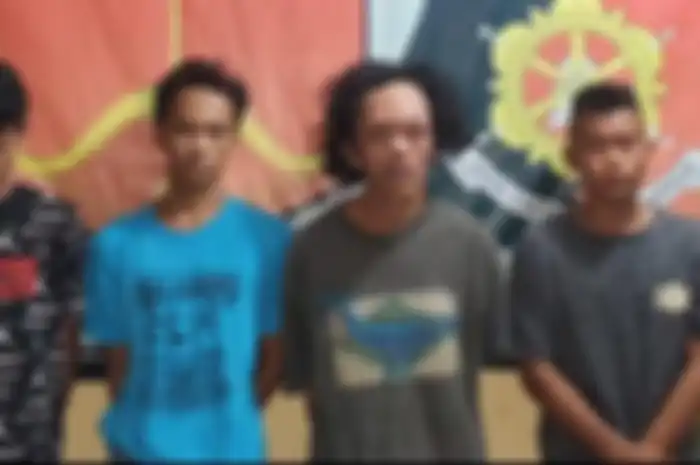 Empat tersangka