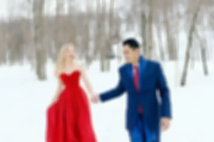 Foto romantis Varsha Strauss dan Panji Trihatmodjo