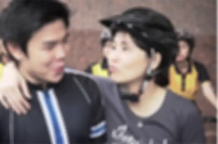 Selalu Bungkam dan Jarang Terekspos, Senyum Veronica Tan Saat Cukur Rambut Anaknya Curi Perhatian