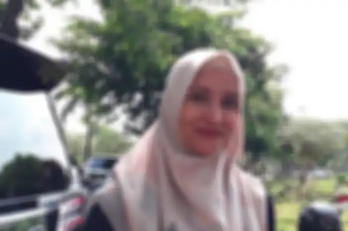 Inneke Koesherawati saat ditemui di TPU Karet Bivak, Jakarta Pusat pada Jumat (8/2/2019).