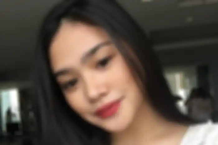 Pamer Perut Buncit di Hari Kelulusan, Putri Mulan Jameela Hamil di Luar Nikah?