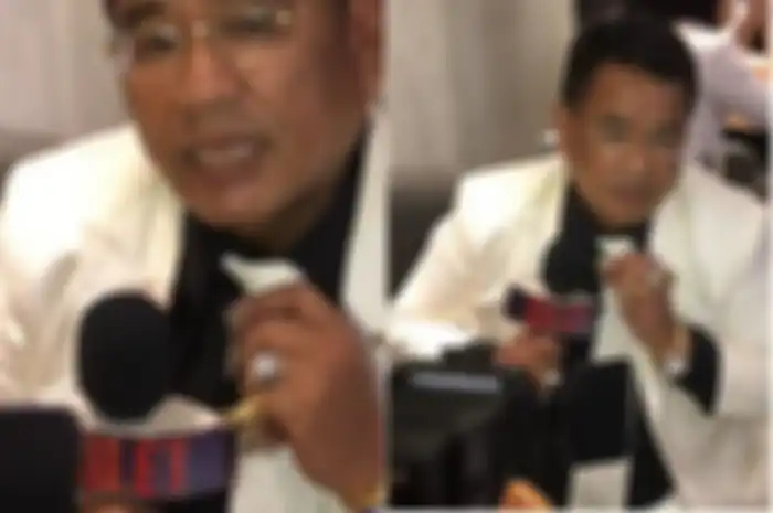 Hotman Paris ceritakan berlian yang mengandung doa dari mendiang ibunya.