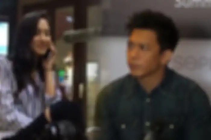 Pevita Pearce dan Ariel Noah