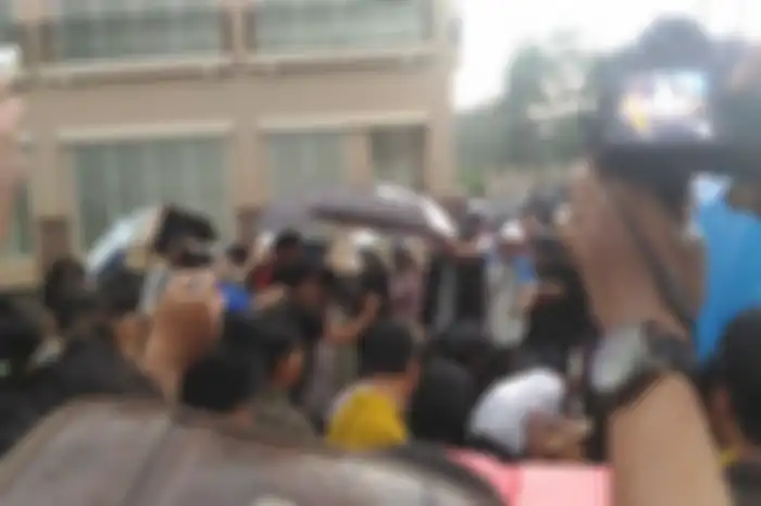 Perekam Video Bunuh Diri Tyas Sancana Ramadhan : 'Loncat-loncat' Sambil Tertawa Cekikikan