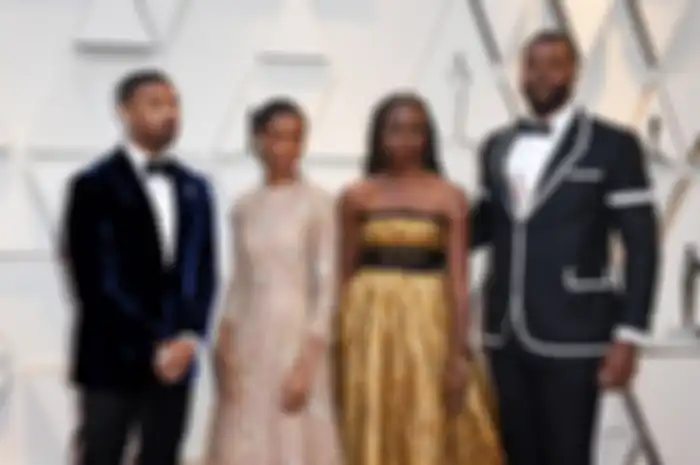 Letitia Wright (kedua dari kiri) bersama para pemain Black Panther saat menghadiri Oscars 2019.
