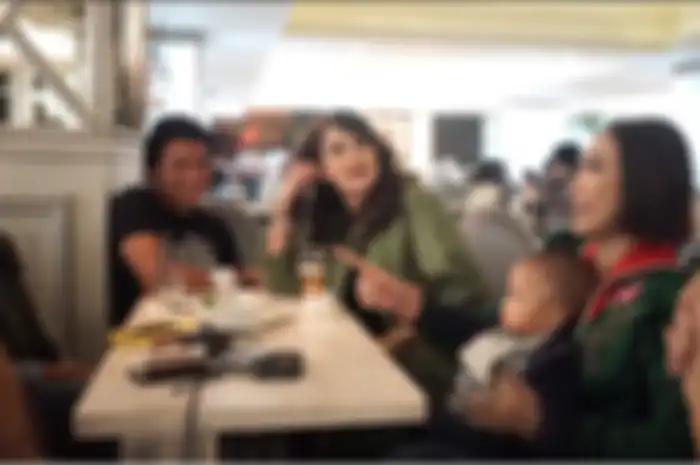 Disindir Teman Jurinya Soal Kepergok Makan Popcorn & Nonton Bareng, Reaksi Ariel Bikin Warganet Geregetan!