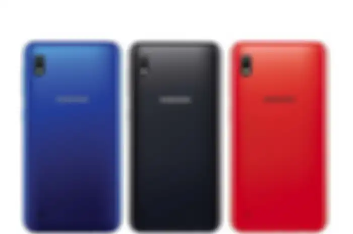 Pilihan warna Samsung Galaxy A10