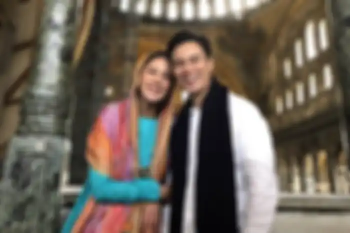 Paula Verhoeven, Baim Wong