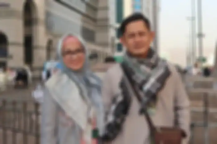 Fitri Carlina, Hendra Sumendap
