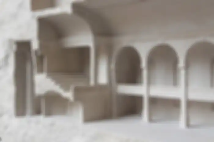 Eksplorasi Arsitektur Bersejarah, Seniman Ini Buat Pahatan dengan Detail Arsitektur