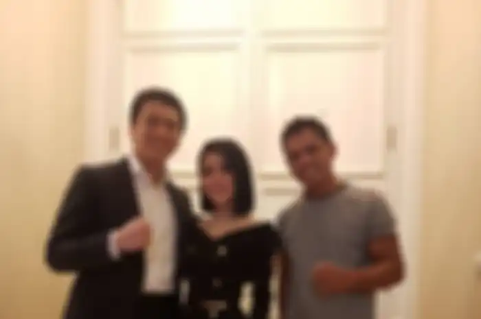 Reino Barack, Syahrini, Andre Talabessy