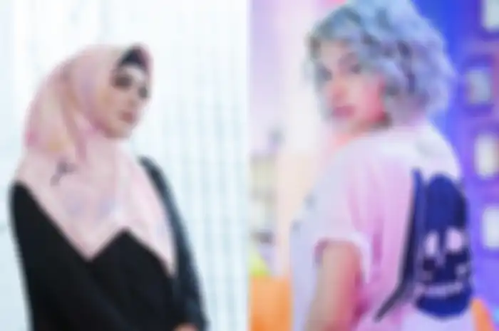 Aisyahrani dan Nikita Mirzani.