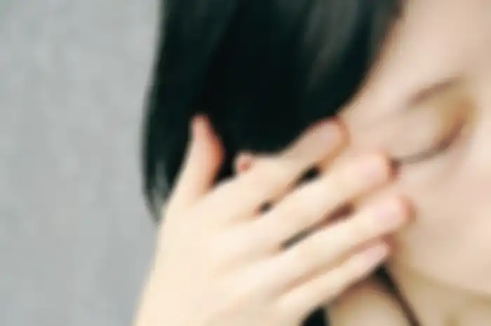 8 Bagian Tubuh yang Tidak Boleh Disentuh Dengan Tangan, Akibatnya Bisa Berbahaya Lho!