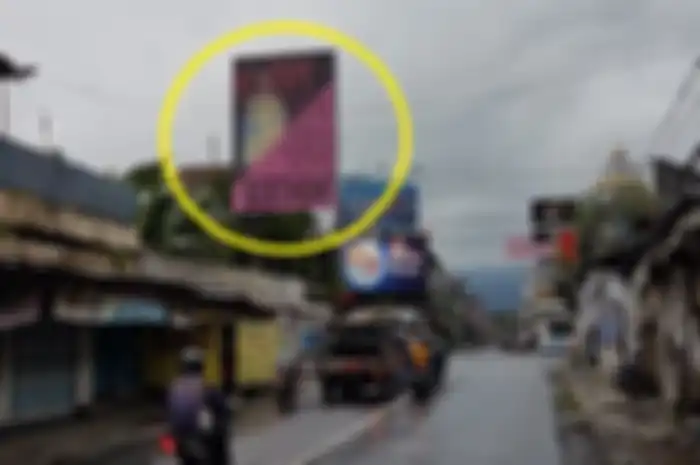 Baliho ucapan ulang tahun buat Amel JKT48 di Purwokerto.