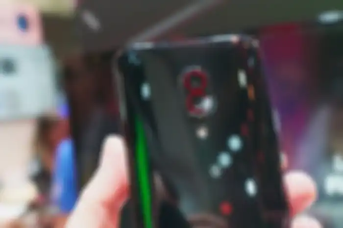 Kamera hape dengan resolusi 100 MP
