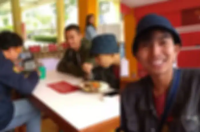 Kisah getir mahasiswa Bidikmisi makan nasi campur air garam.