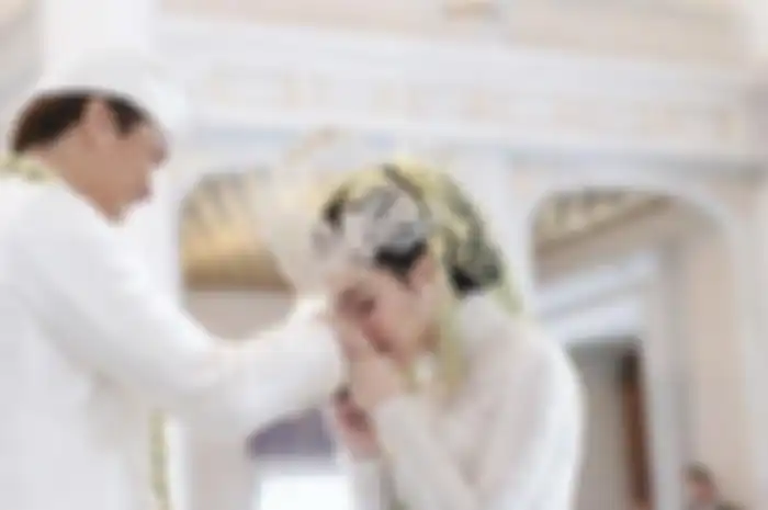 Tanyakan 'Sudah Makan Belum' Kepada Reino Barack, Gaya Bicara Syahrini Malah Jadi Sorotan Warganet