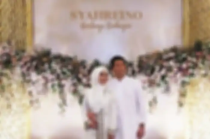 Dekorasi Interior di Pengajian Syahrini dan Reino