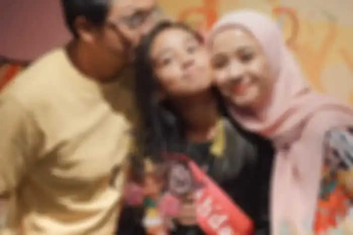  Engku Emran-Engku Aleesya-Laudya Cynthia Bella