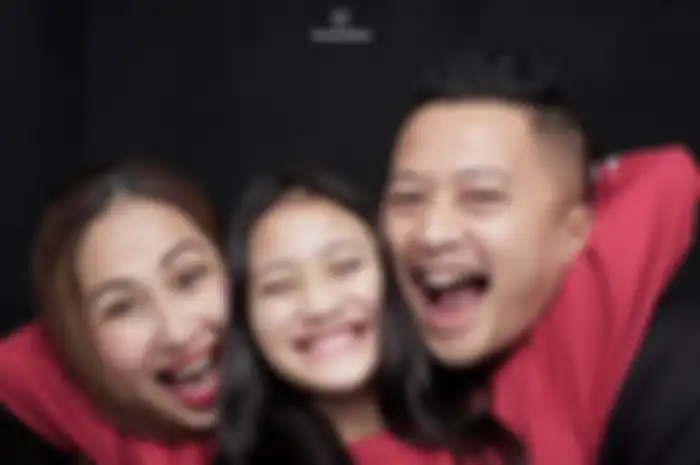 Deswita Maharani dan anak sambungnya, Leya