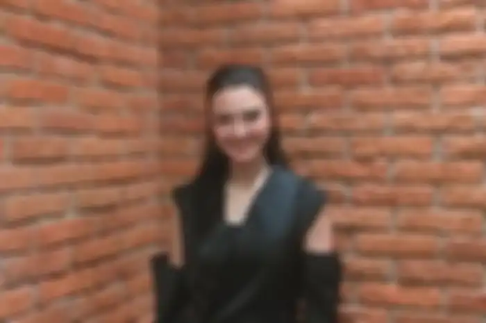 Raline Shah s