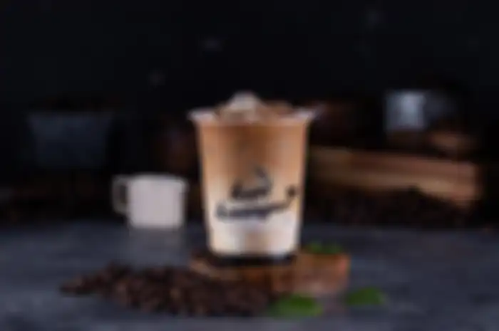 Siapa tidak suka kopi? Kopi kenangan telah menjelma sebagi perusahaan starup yang menggabungkan layanan delivery dan kopi