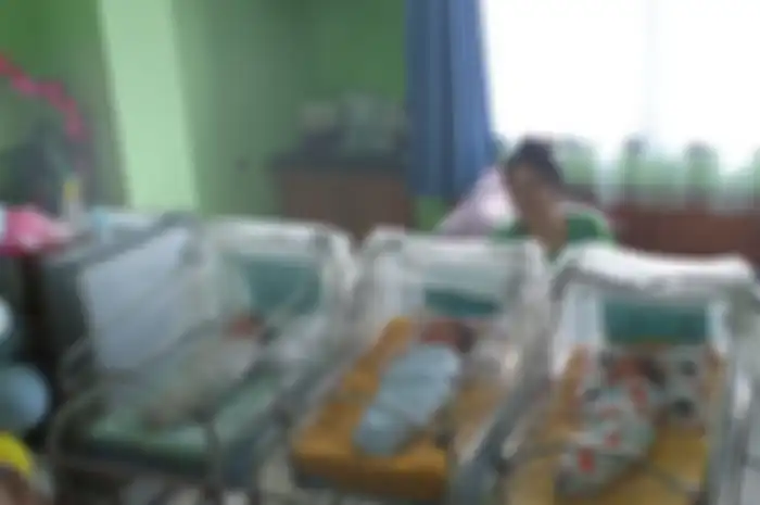 Seperti  Mimpi, Pasangan Suami Istri di Riau Dikaruniai Tiga Bayi Kembar Usai 15 Tahun Menanti
