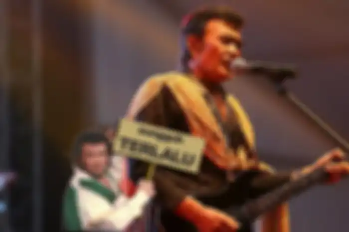 RHoma Irama dan 'Terlalu'