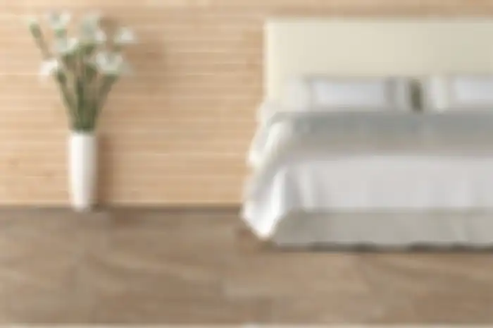 Homogenous tile pada lantai memberi kesan elegan.