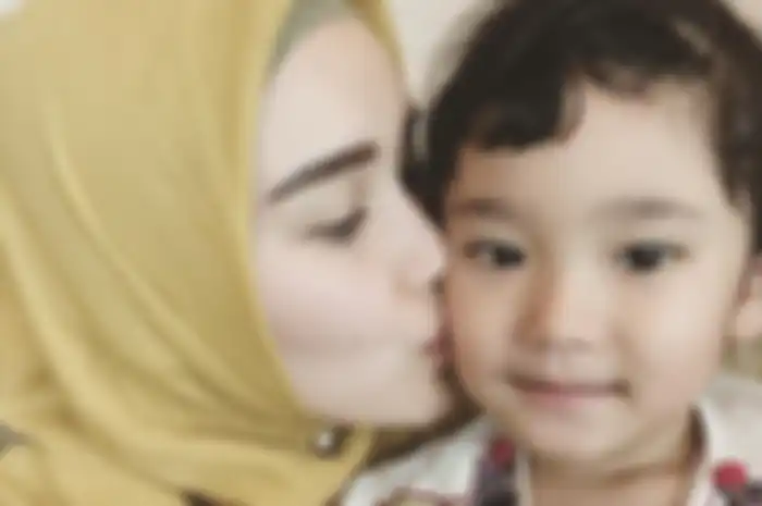 Bilqis Khumaira Razak dan Ayu Ting Ting   