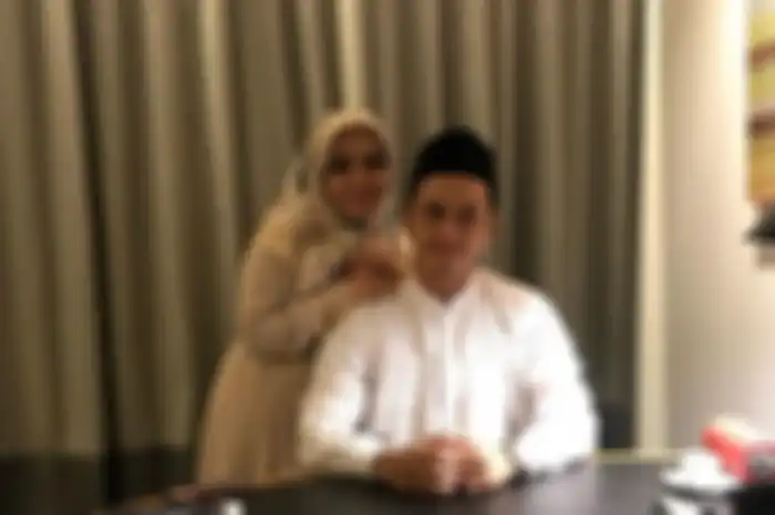 Muzdalifah dan Fadel Islami.