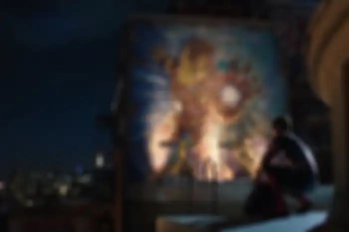 Gambar grafiti Iron Man yang diduga merupakan buatan Miles Morales.