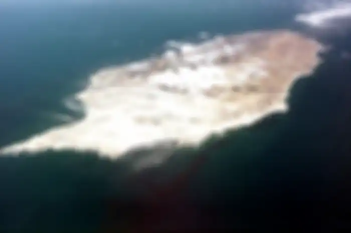 Pulau San Nicolas atau pulau Lumba-lumba di mana Juana Maria Tinggal seorang diri.