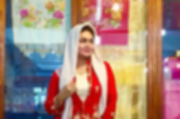 Penampilan Bella Saphira Berhijab Jadi Sorotan Usai 6 Tahun Mualaf 