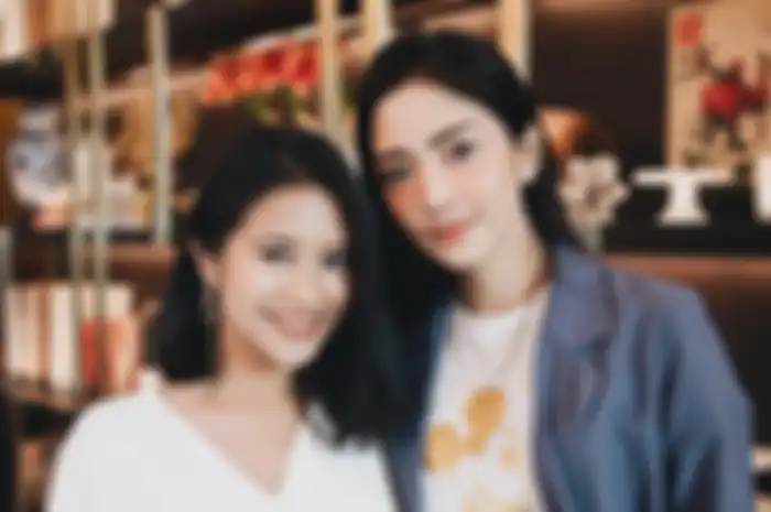 Ririn Dwi Ariyanti dan Siti Adira Kania
