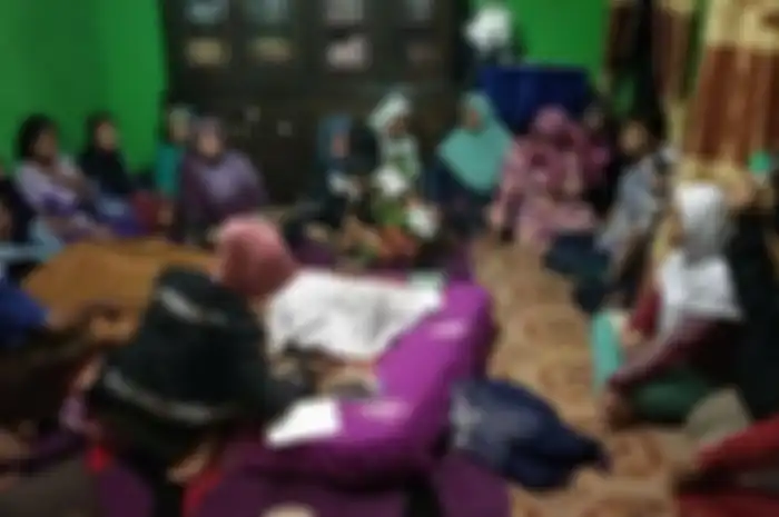 Suasana rumah duka di Jalan Cianjur RT 07, Kelurahan Ponorogo, Kecamatan Lubuklinggau Utara II, Kota Lubuklinggau, Provinsi Sumsel, Jumat (17/5/2019) malam.