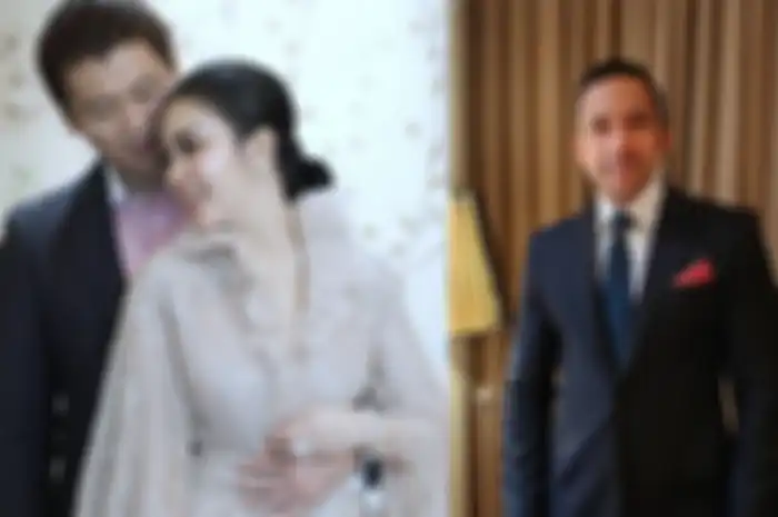 Maruli Tampubolon pernah duet mesra bareng Syahrini
