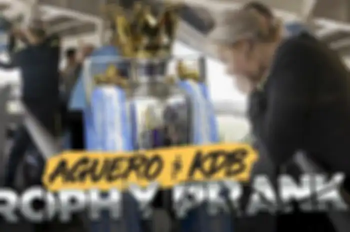 Prank trofi Liga Inggris Manchester City musim ini yang hancur