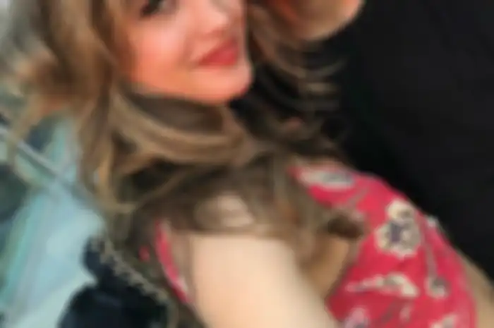 Cinta Laura dan Frank Garcia 