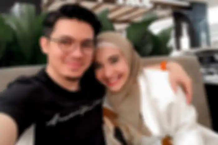 Irwansyah dan Zaskia Sungkar   