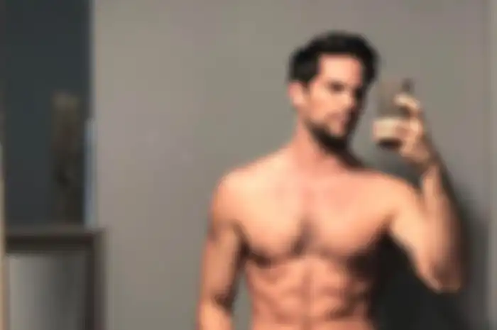 Nyangka Nggak Nyangka, Selfie dan 7 Hal Ini Malah Bikin Muka Lo Cepet Tua!