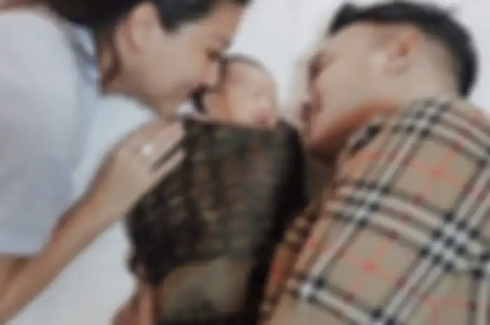 Putri kedua Ruben Onsu sudah mengenakan barang branded sejak baru lahir