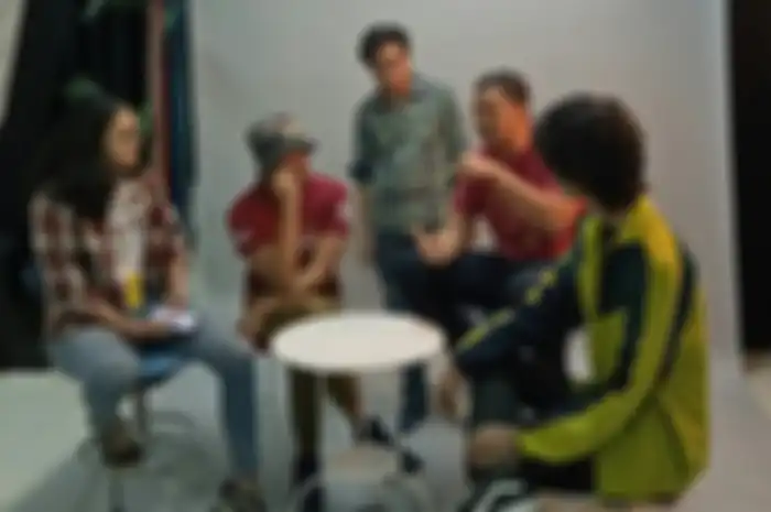 Pelajar Interview Dadakan Para Cast Mendadak Kaya!