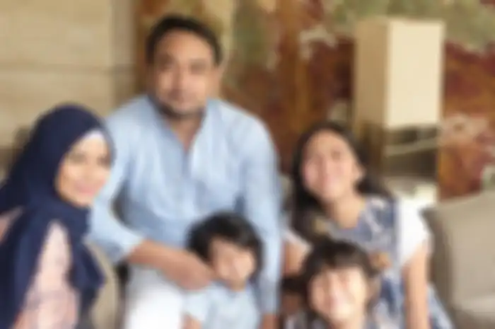 Istri Cantiknya Mantap Berhijab, Bebi Romeo Malah Peringatkan Meisya Siregar: Jangan Sampai Hijab Buatmu Besar Kepala