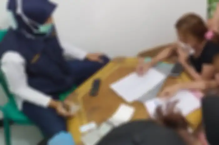 Razia di indekos di Purwokerto, Minggu (16/6/2019).(Foto: Kompas.com/Fadlan Mukhtar Zain) 
