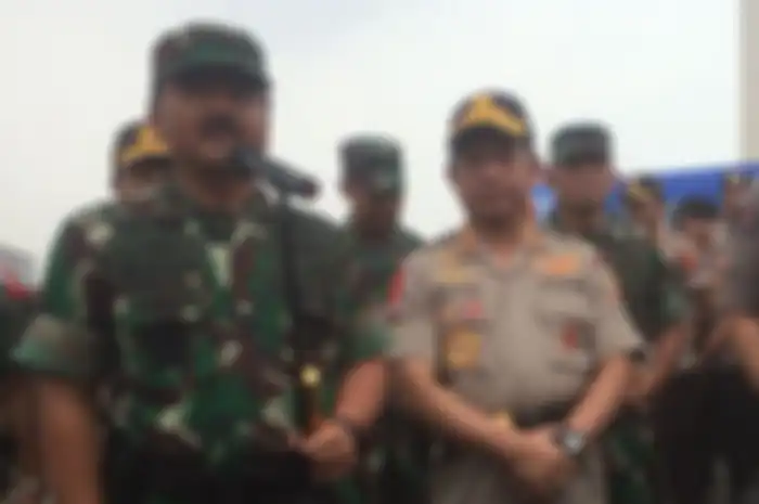 Panglima TNI dan Kapolri (Reza Jurnaliston)
