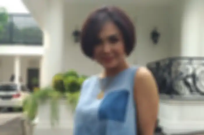 Yuni Shara 