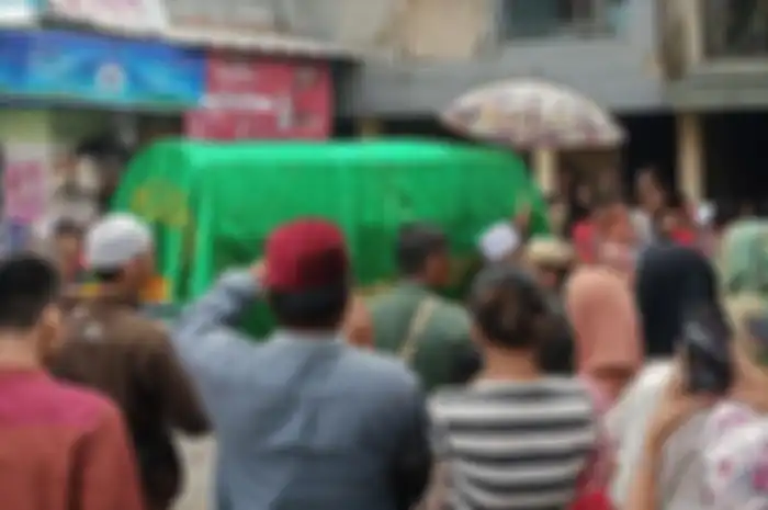 Warga melayat jenazah FAN (8) di Kecamatan Megamendung Puncak Bogor, Rabu (3/7/2019) 