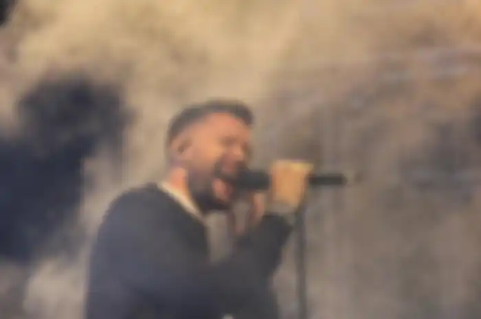 Calum Scott di atas panggung Prambanan Jazz Festival 2019