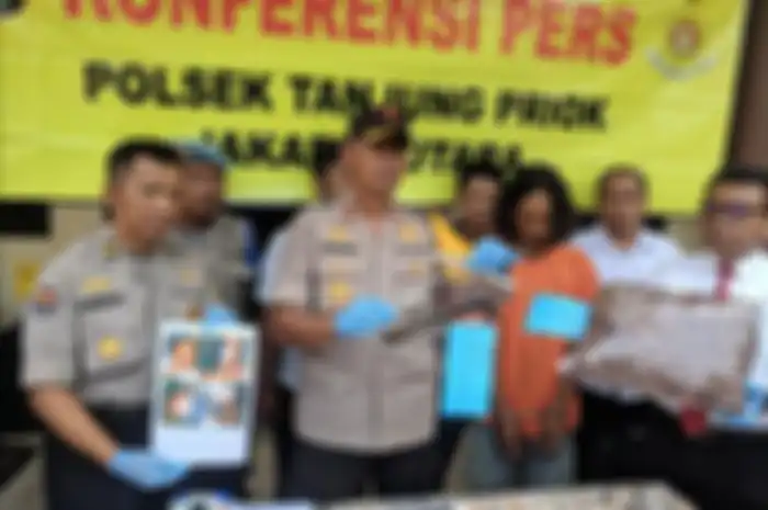 Kapolsek Tanjung Priok, Kompol Supriyanto memberi Keterangan di kantornya, Senin 8 Juli 2019
